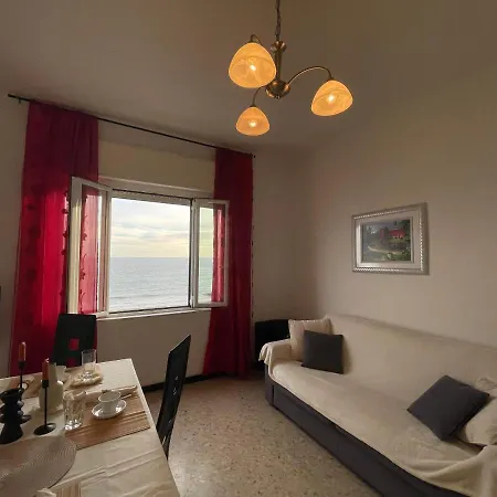 Lejlighed Via Xxv Aprile 4 Locali - Di Fronte Al Mare *