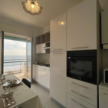 Via Xxv Aprile 4 Locali - Di Fronte Al Mare Lejlighed *
